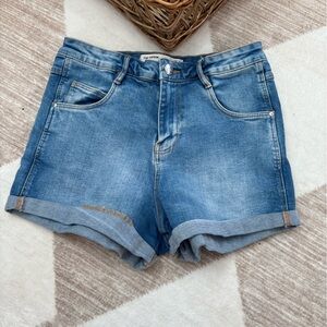 Zara women’s size 4 shorts